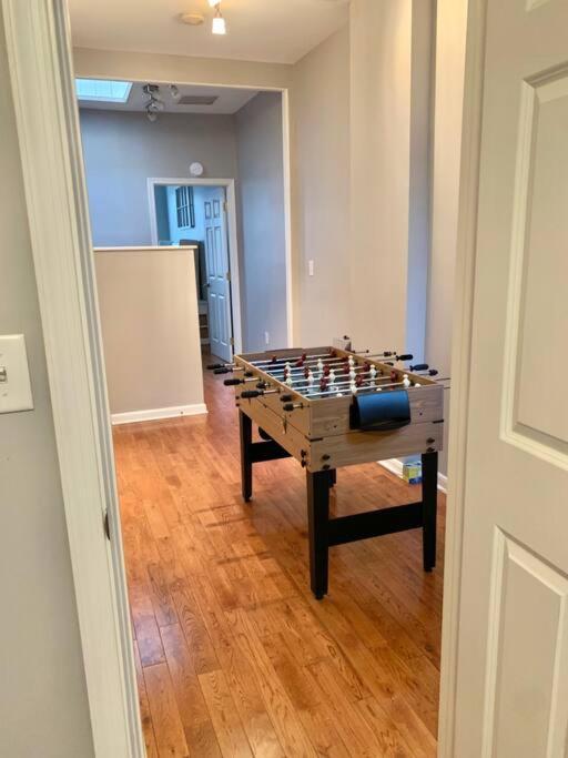 Upscale 2Bd/1.5Ba Townhome Mins To Jhh & Downtown Baltimore Eksteriør billede